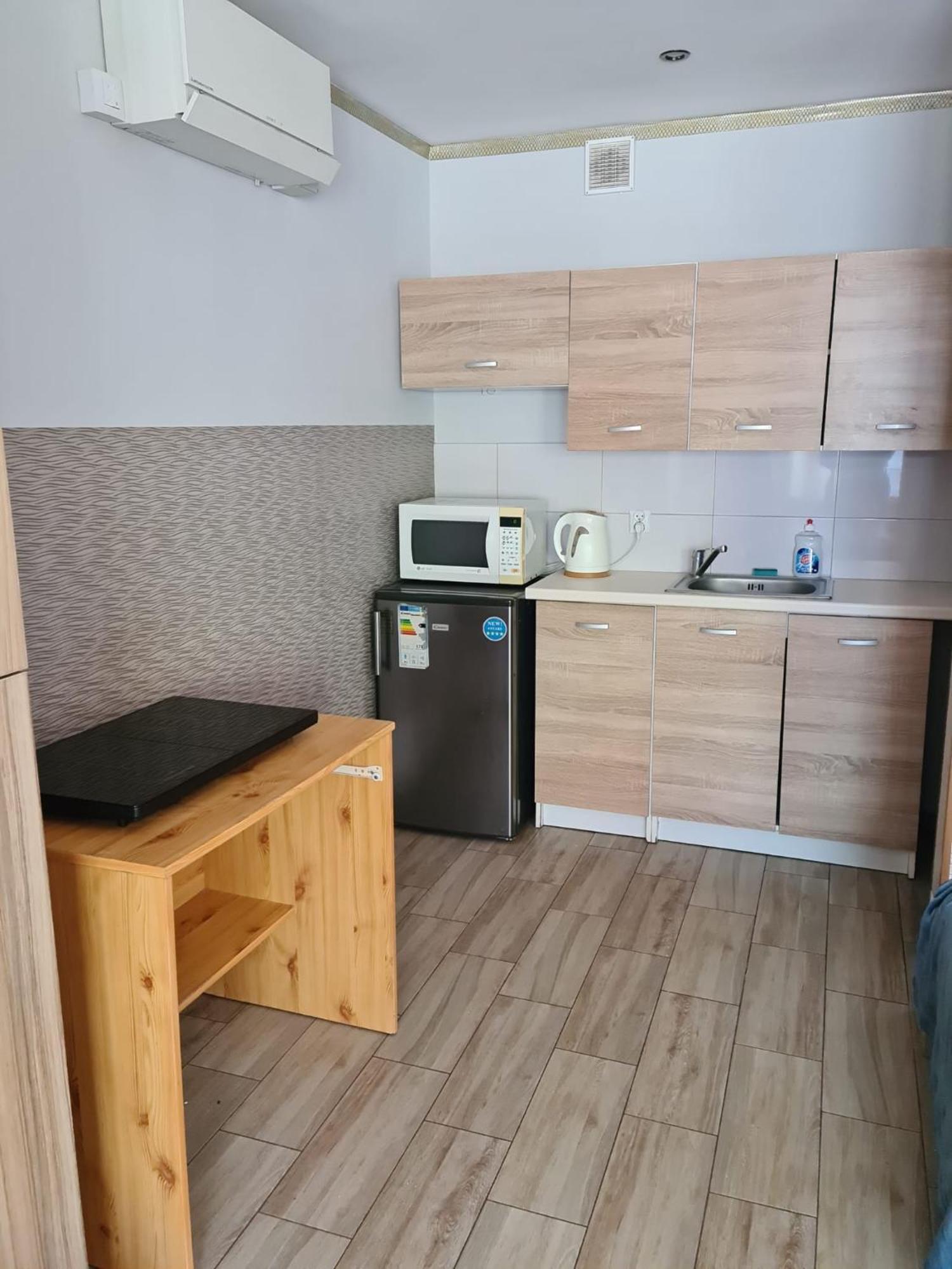 Alfa Noclegi Jędrzejów Exterior foto